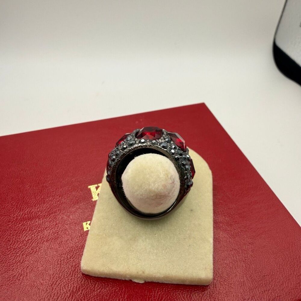 Kenneth Jay Lane Vintage Ring Large Red Stones Set In A Gunmetal Finish Sz 10 Ne — image 3 of 4